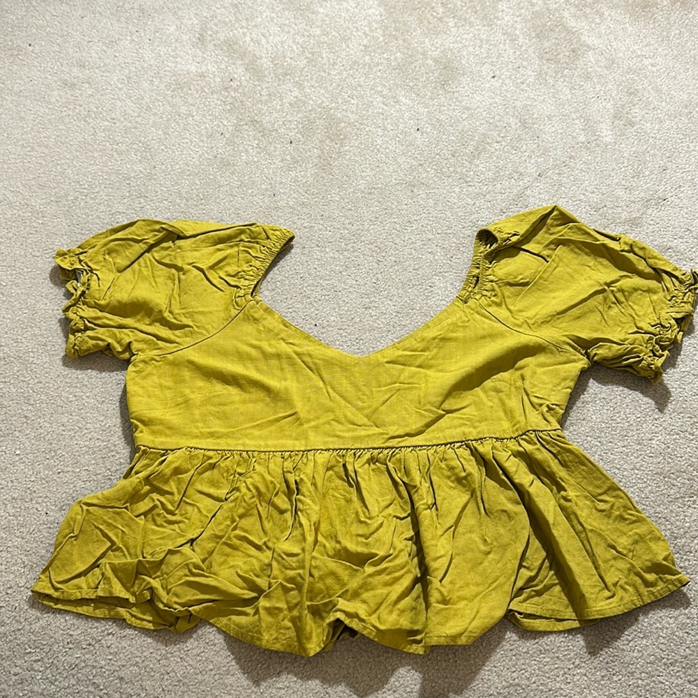 American Eagle Yellow Peplum Blouse